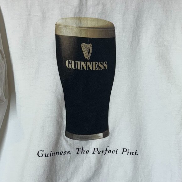 Vintage 90's Guinness Graphic T-shirt - Picture 7 of 11
